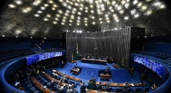 Senado aprova partilha de recursos do megaleilão do pré-sal